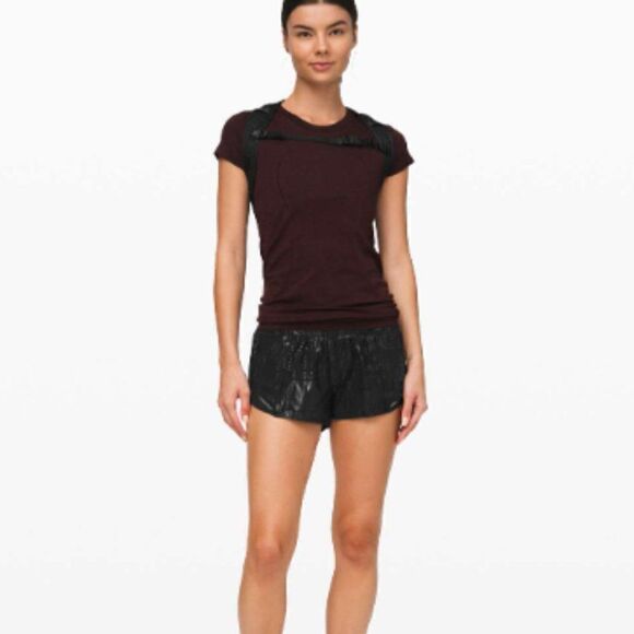 Lululemon Hotty Hot Short II *2.5" Manifesto - Picture 7 of 10